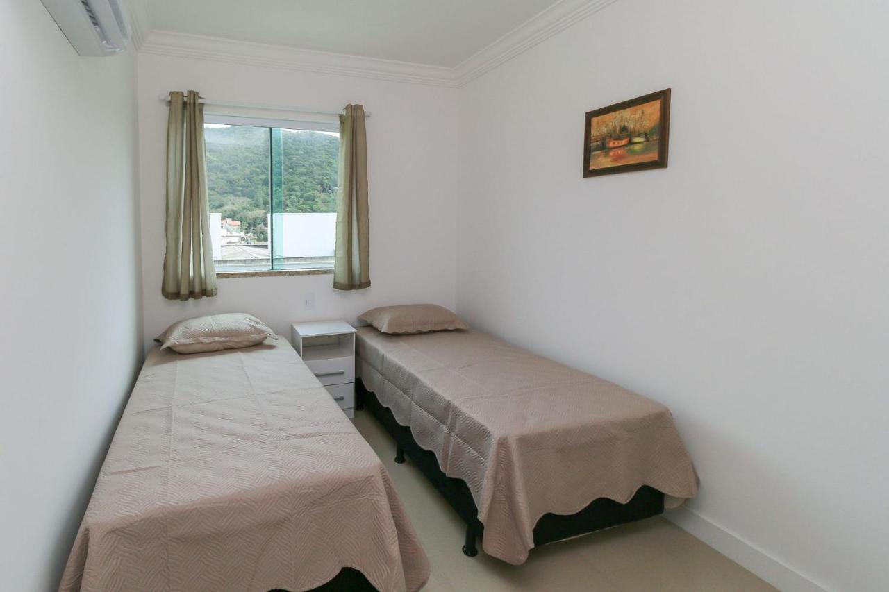 Aluguel Apartamento 2 Quartos Piscina Bombas Sc 419 Apartment บอมบินญัส ภายนอก รูปภาพ