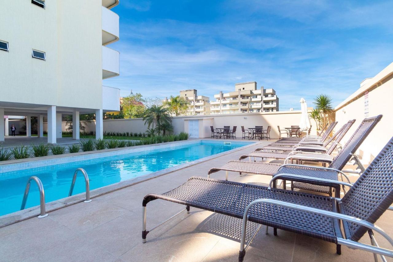 Aluguel Apartamento 2 Quartos Piscina Bombas Sc 419 Apartment บอมบินญัส ภายนอก รูปภาพ