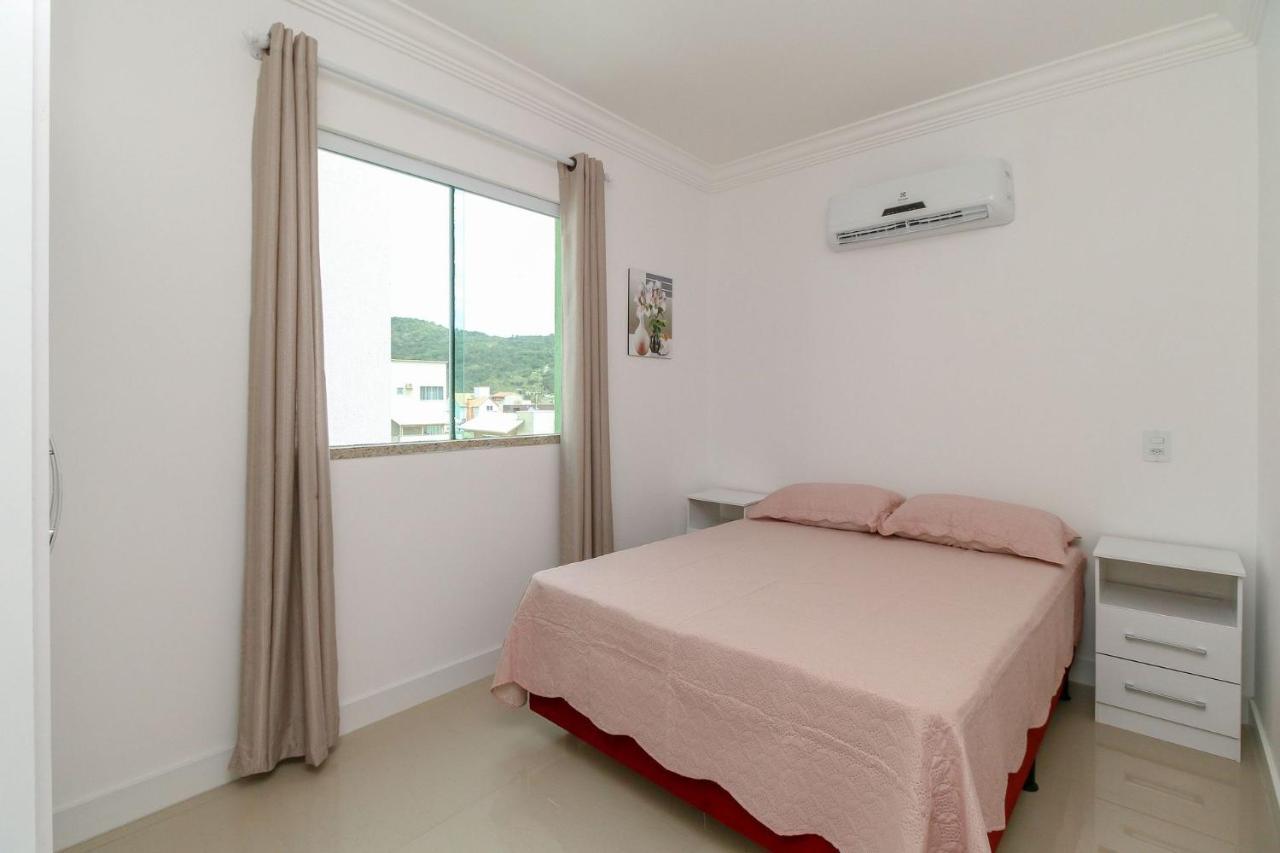Aluguel Apartamento 2 Quartos Piscina Bombas Sc 419 Apartment บอมบินญัส ภายนอก รูปภาพ